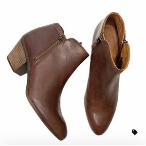 Frye Judith Ankle Double Side Zip BOOTIES Boot Brown